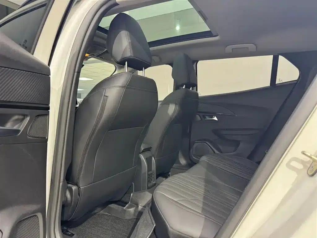 Peugeot 2008 2022 230THP THE ONE — миниатюра 8