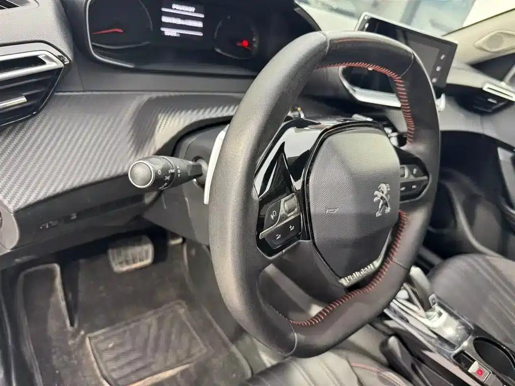 Peugeot 2008 2022 230THP THE ONE — миниатюра 10