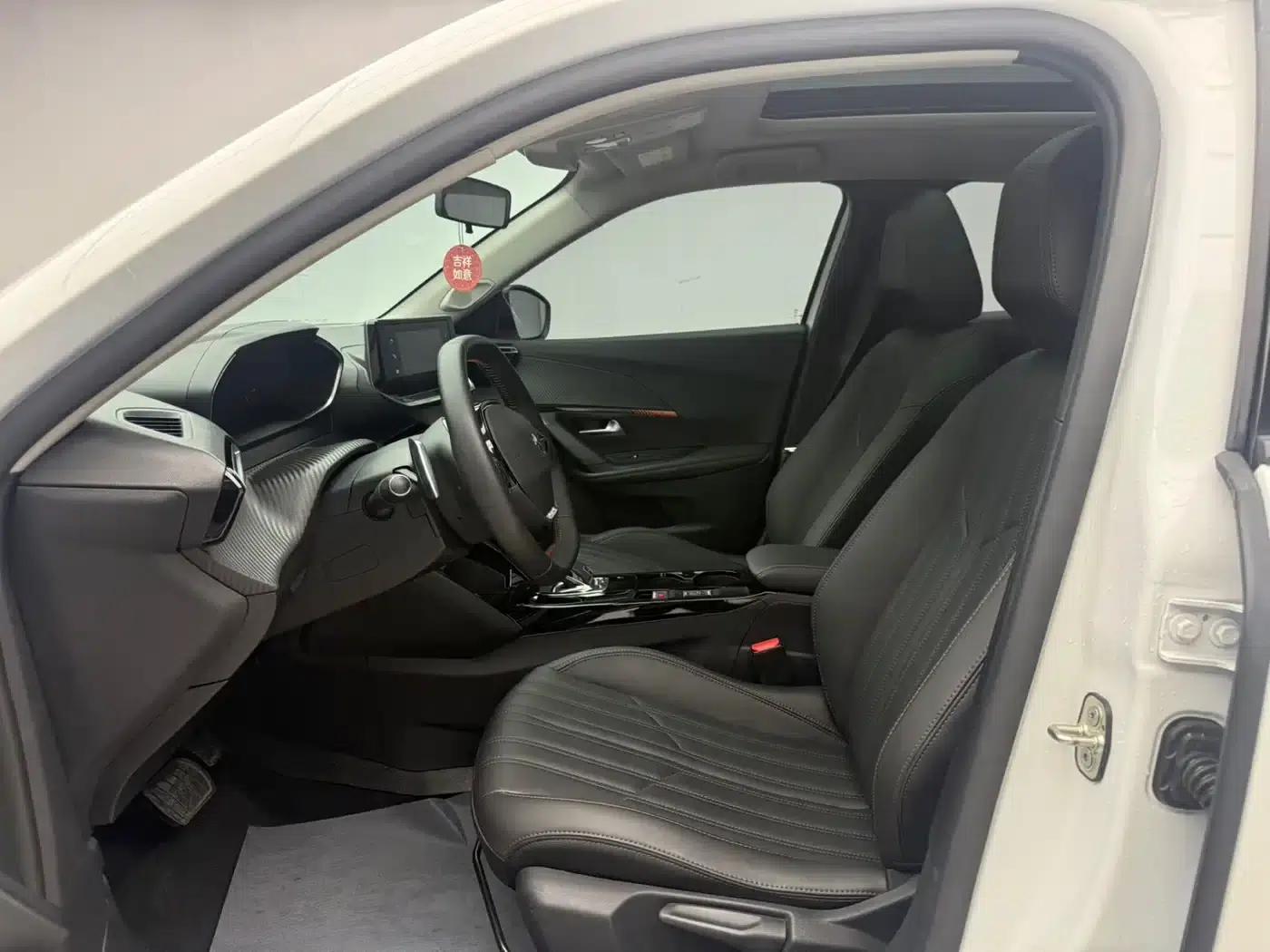 Peugeot 2008 2022 230THP THE ONE — миниатюра 6