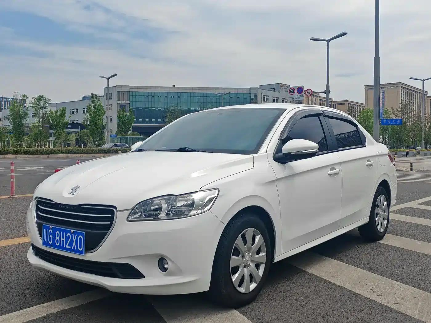 Peugeot 301 2014 1.6L Automatic Comfort Edition — миниатюра 1