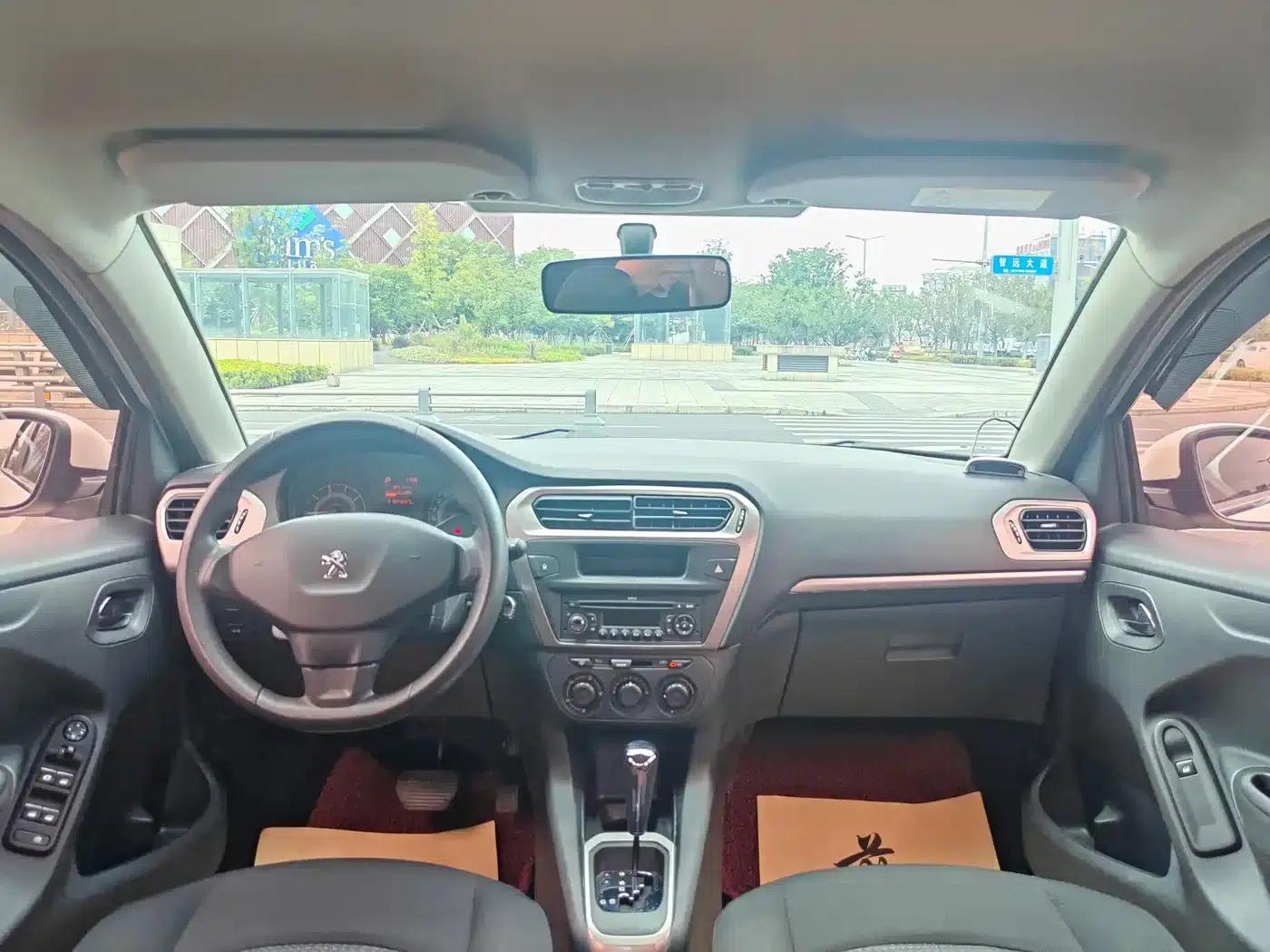 Peugeot 301 2014 1.6L Automatic Comfort Edition — миниатюра 14