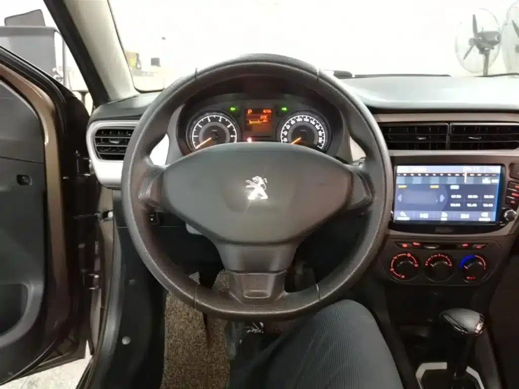 Peugeot 301 2016 1.6L Automatic Comfort Edition — миниатюра 11
