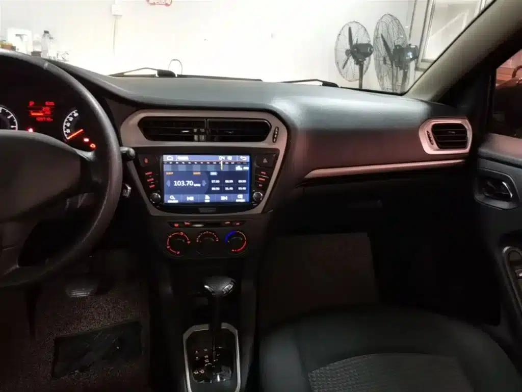 Peugeot 301 2016 1.6L Automatic Comfort Edition — миниатюра 13