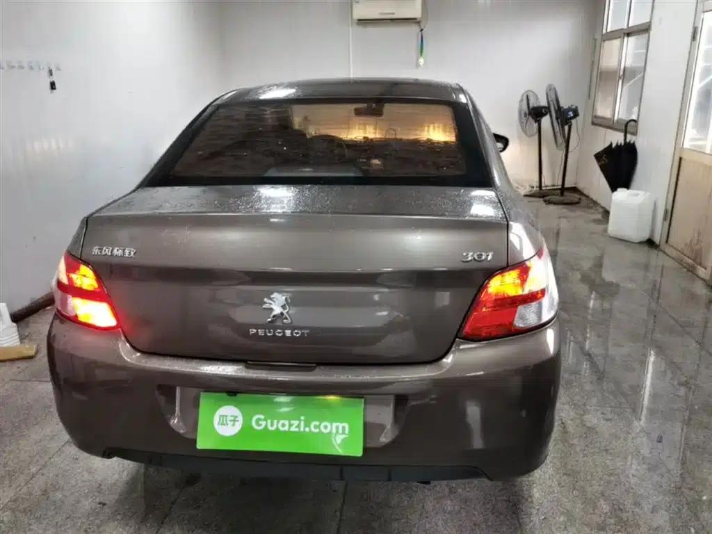 Peugeot 301 2016 1.6L Automatic Comfort Edition — миниатюра 6