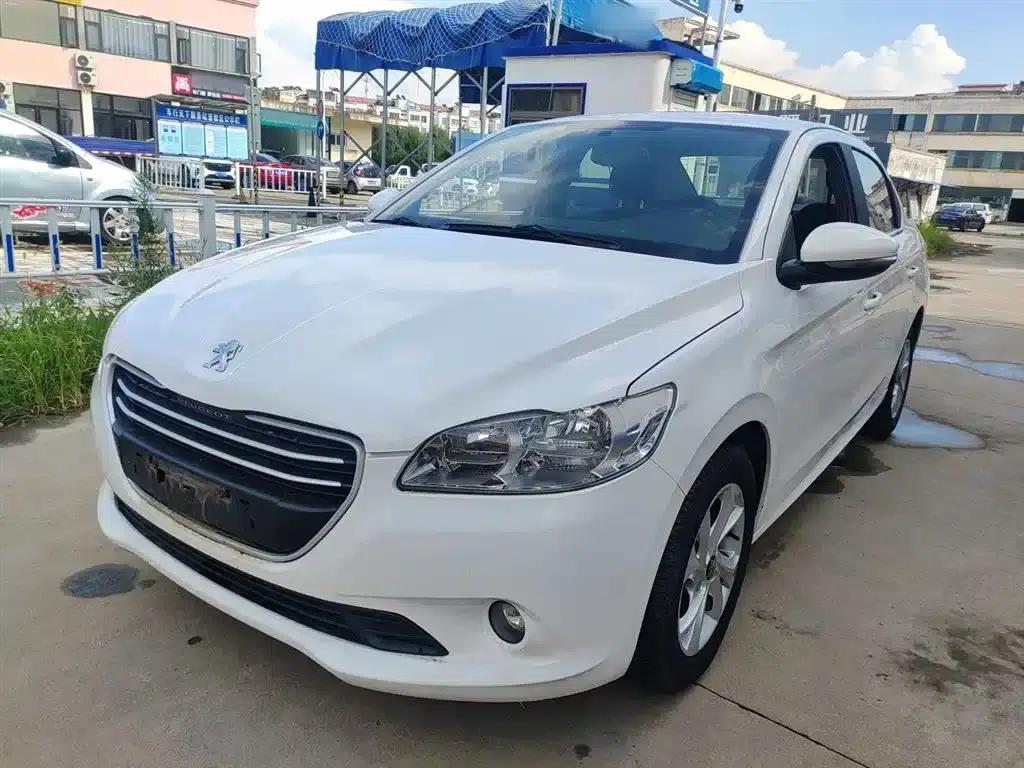 Peugeot 301 2014 1.6L Manual Comfort Edition — миниатюра 1