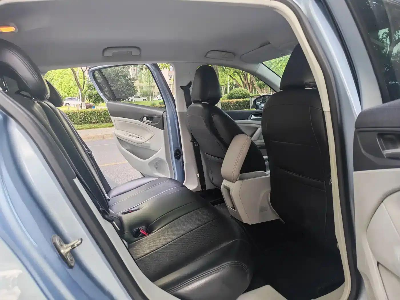 Peugeot 308S 2015 1.6L Manual Comfort Edition — миниатюра 13