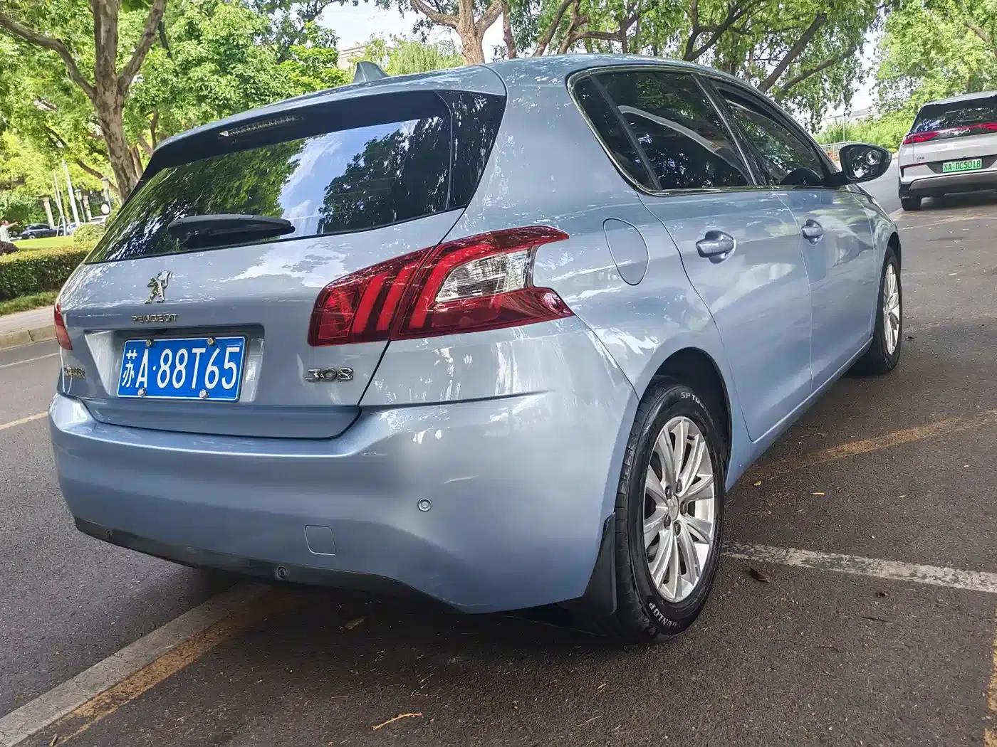 Peugeot 308S 2015 1.6L Manual Comfort Edition — миниатюра 7