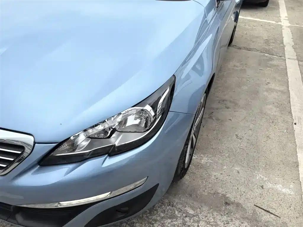Peugeot 308S 2015 1.6T Automatic Sporty Edition — миниатюра 24