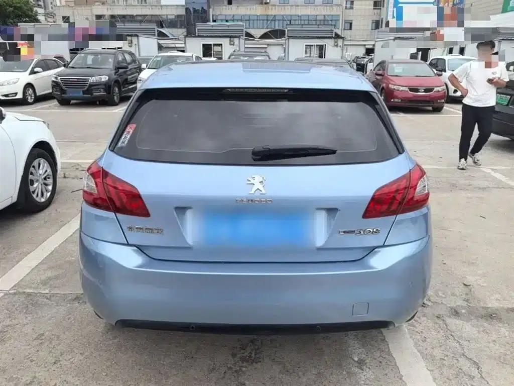 Peugeot 308S 2015 1.6T Automatic Sporty Edition — миниатюра 6