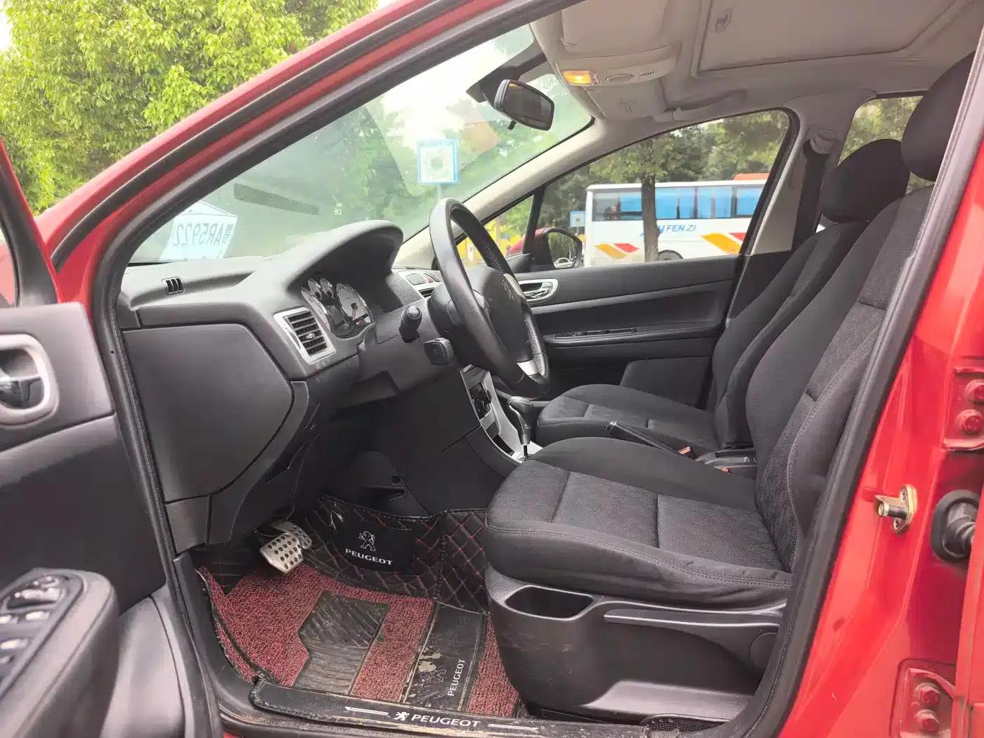 Peugeot 307 2013 1.6L Automatic Cross — миниатюра 5