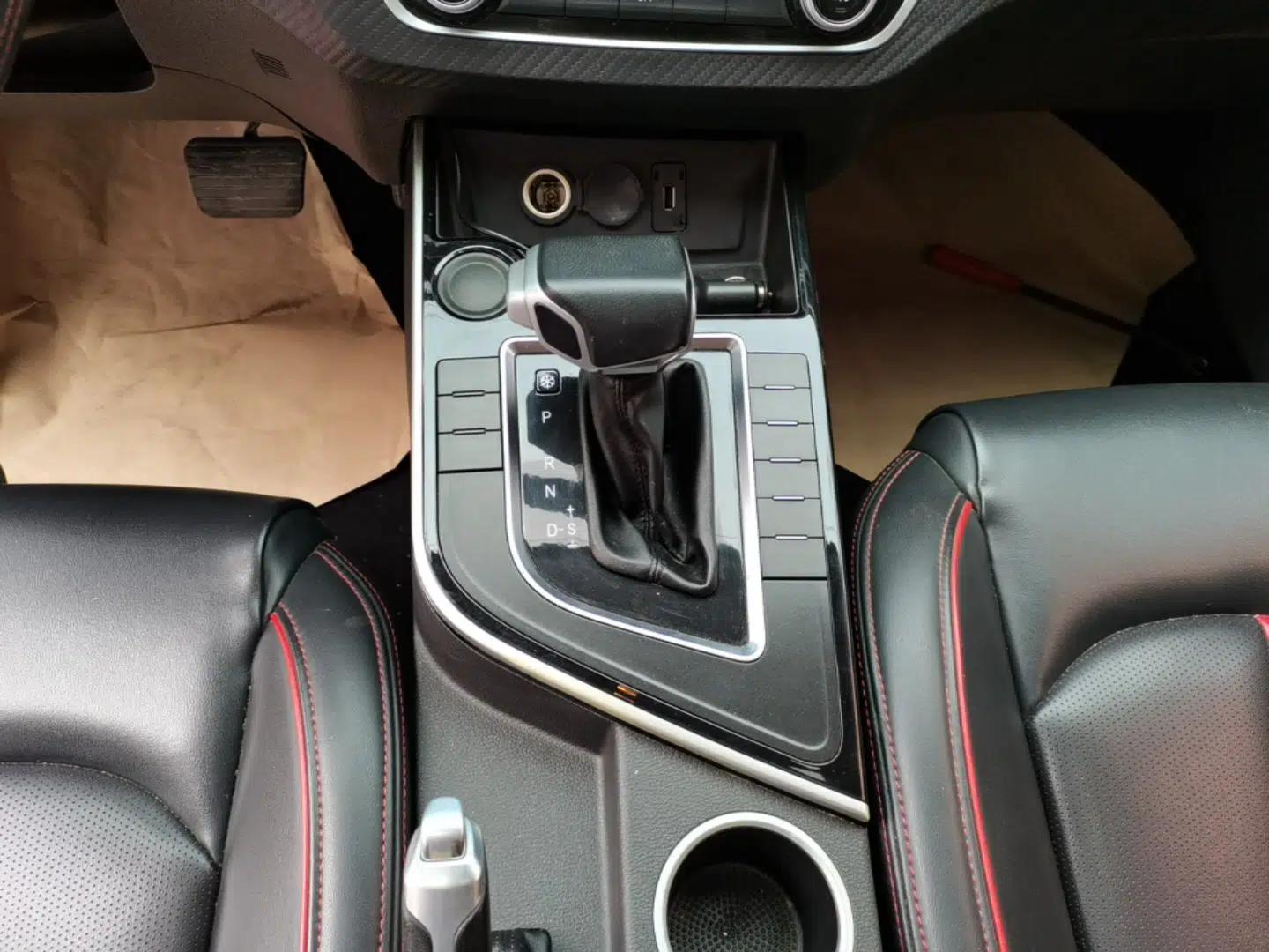 FORTHING Joyear X5 2017 Enjoy Series 1.6L CVT Luxury Model — миниатюра 17