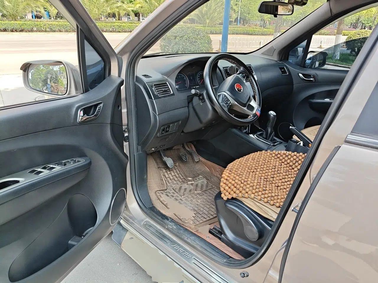 FORTHING Joyear X5 2013 1.6L Manual Luxury Model China IV Standard — миниатюра 17