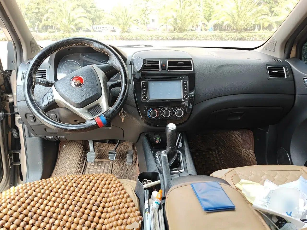 FORTHING Joyear X5 2013 1.6L Manual Luxury Model China IV Standard — миниатюра 10