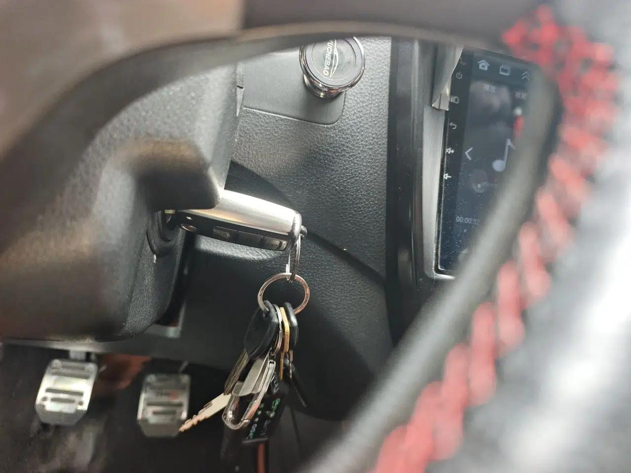FORTHING Joyear X5 2015 1.6L Manual Luxury Model — миниатюра 9