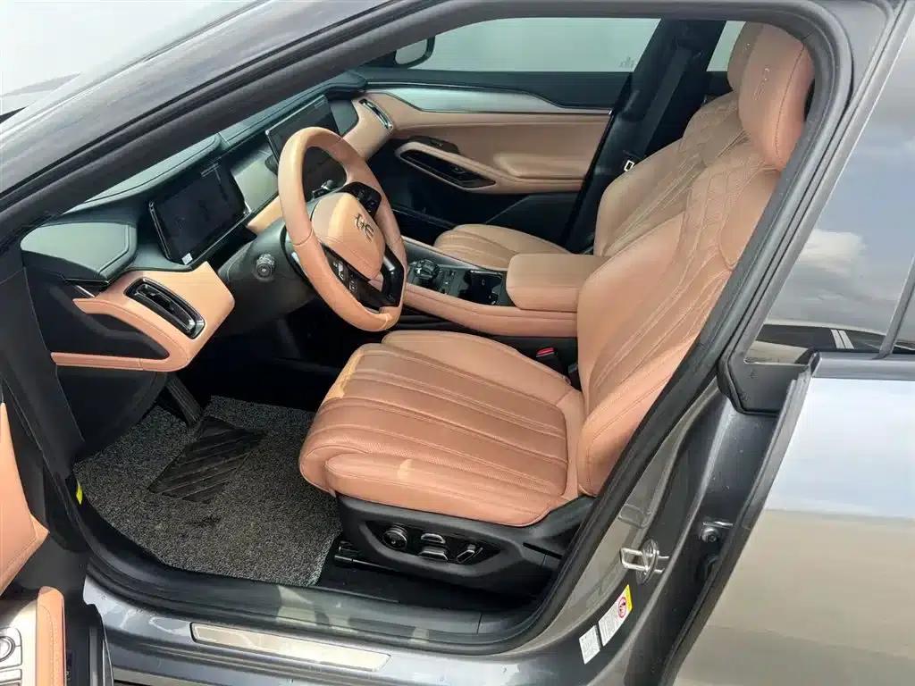 Song L EV 2025 Model 662km Excellent Intelligent Driving Edition — миниатюра 7