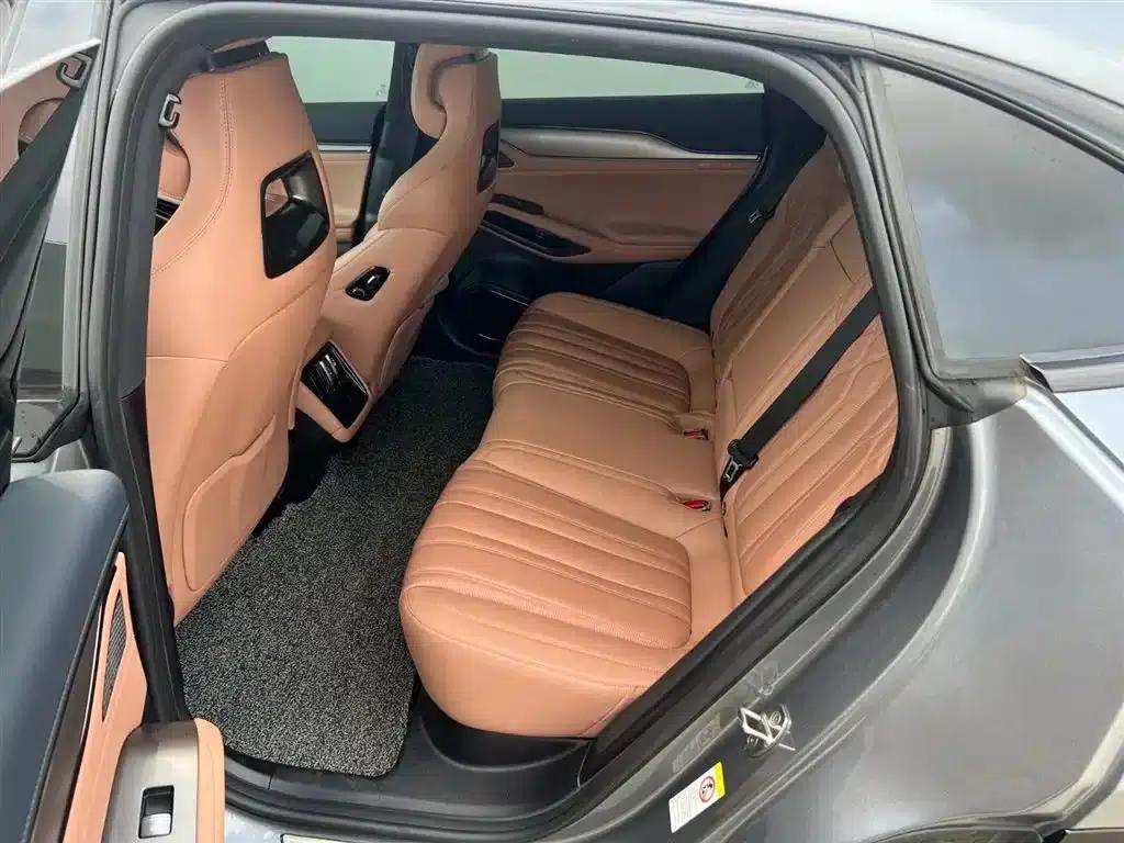 Song L EV 2025 Model 662km Excellent Intelligent Driving Edition — миниатюра 8