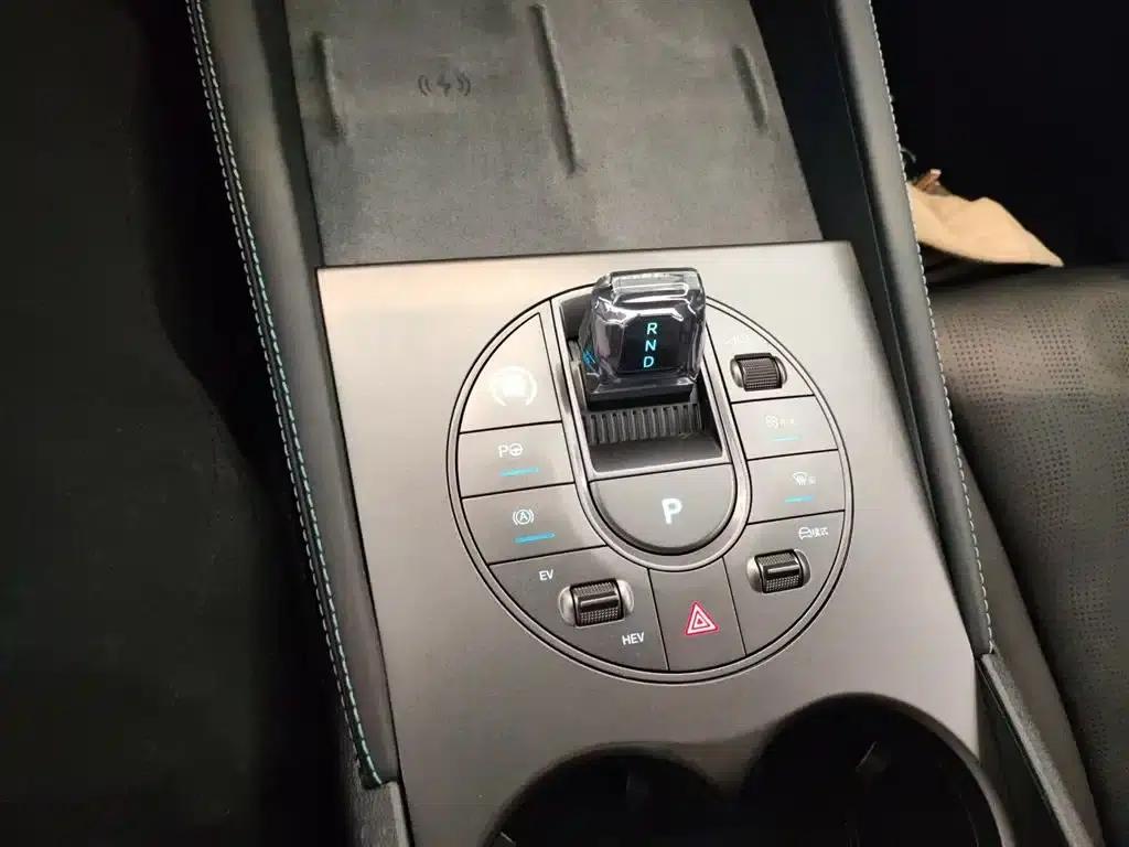 Seal 06 2025 DM-i Intelligent Driving Edition 120KM Premium Model — миниатюра 10