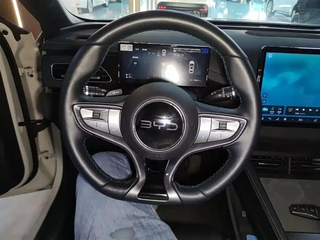 Seal 06 2025 DM-i Intelligent Driving Edition 120KM Premium Model — миниатюра 11