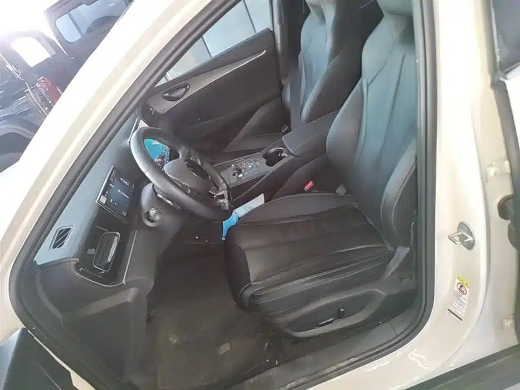 Seal 06 2025 DM-i Intelligent Driving Edition 120KM Premium Model — миниатюра 15