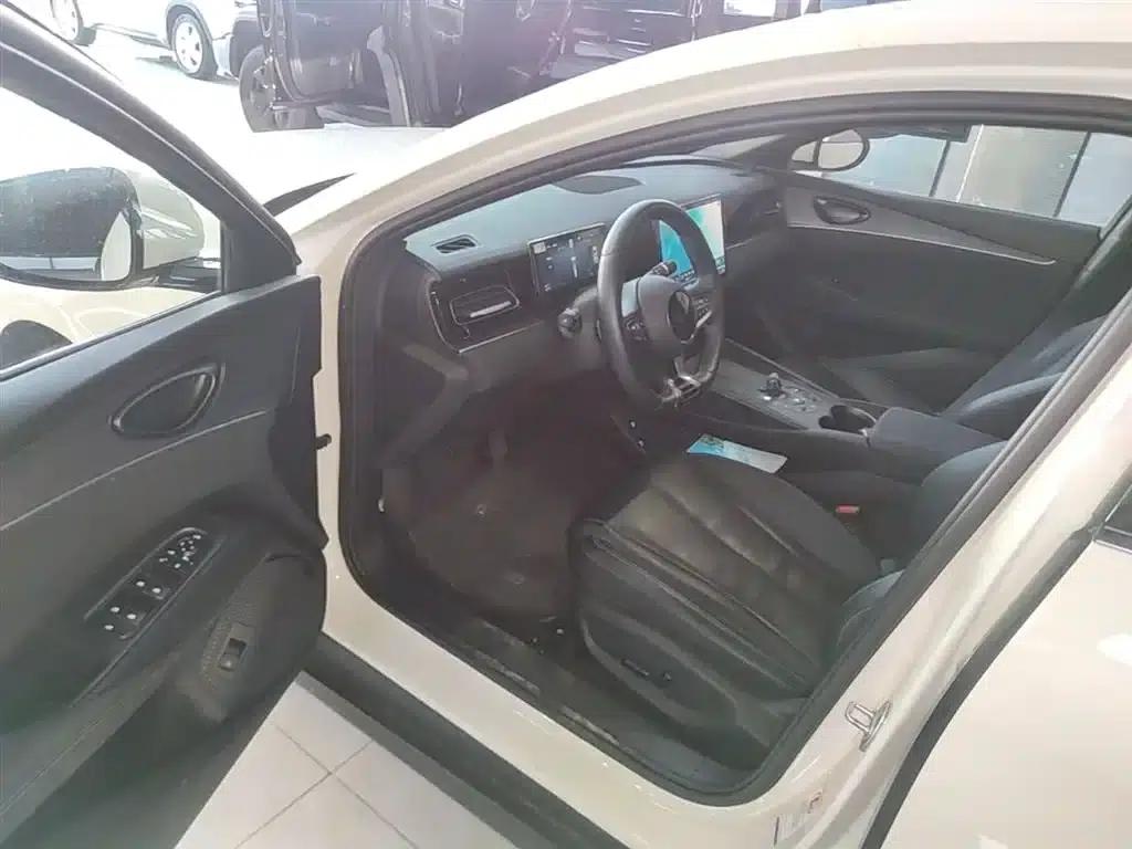 Seal 06 2025 DM-i Intelligent Driving Edition 120KM Premium Model — миниатюра 16