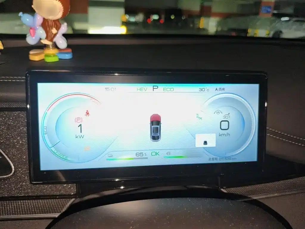 Seal 06 2024 DM-i 120KM Premium Edition — миниатюра 4