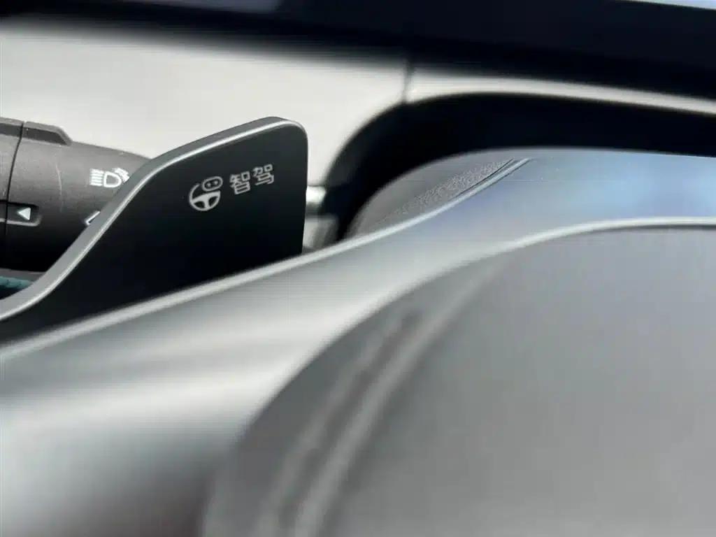 Song L DM-i 2025 Smart Driving Edition 160km/h Excellent Model — миниатюра 13