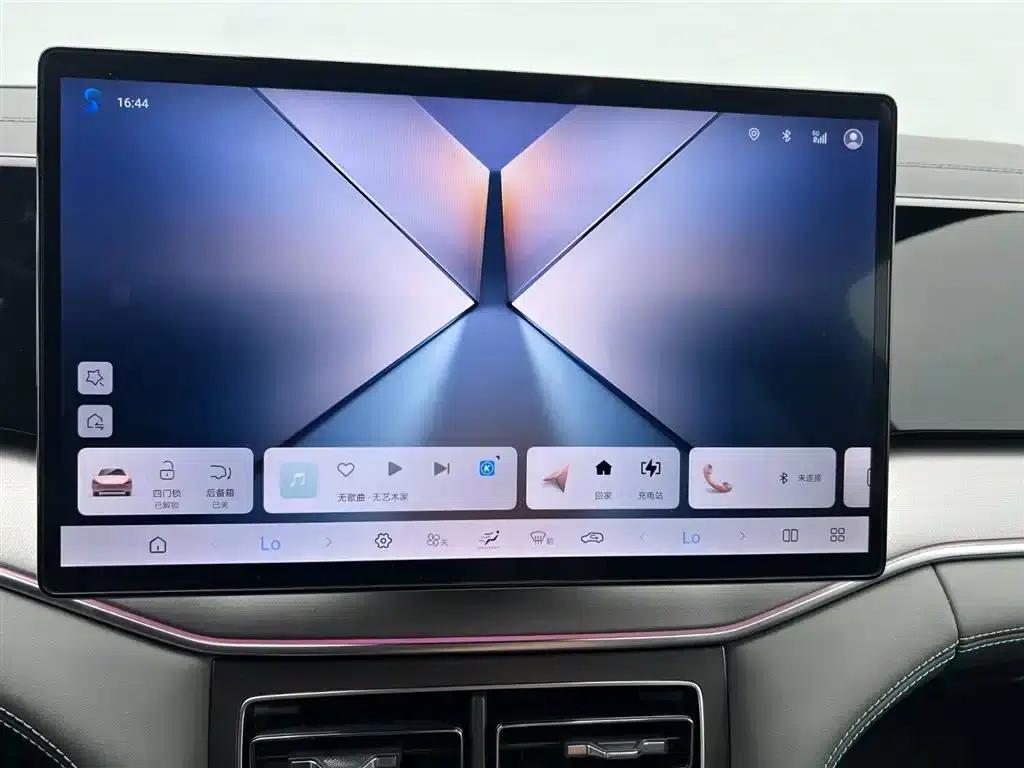 Song L DM-i 2025 Smart Driving Edition 160km/h Excellent Model — миниатюра 15
