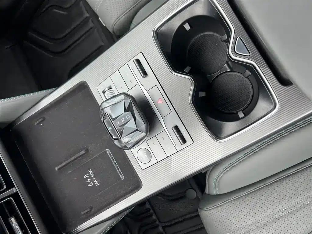 Song L DM-i 2025 Smart Driving Edition 160km/h Excellent Model — миниатюра 17