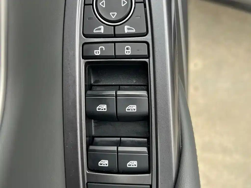 Song L DM-i 2025 Smart Driving Edition 160km/h Excellent Model — миниатюра 9