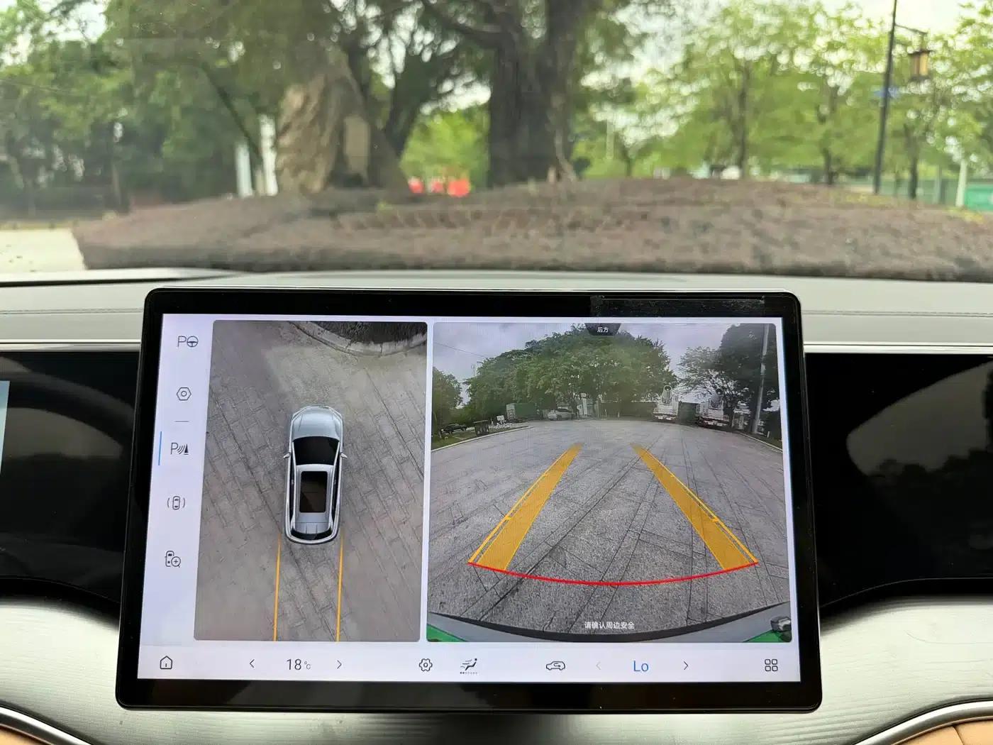 Song L DM-i 2025 Smart Driving Edition 112km Leading Model — миниатюра 11