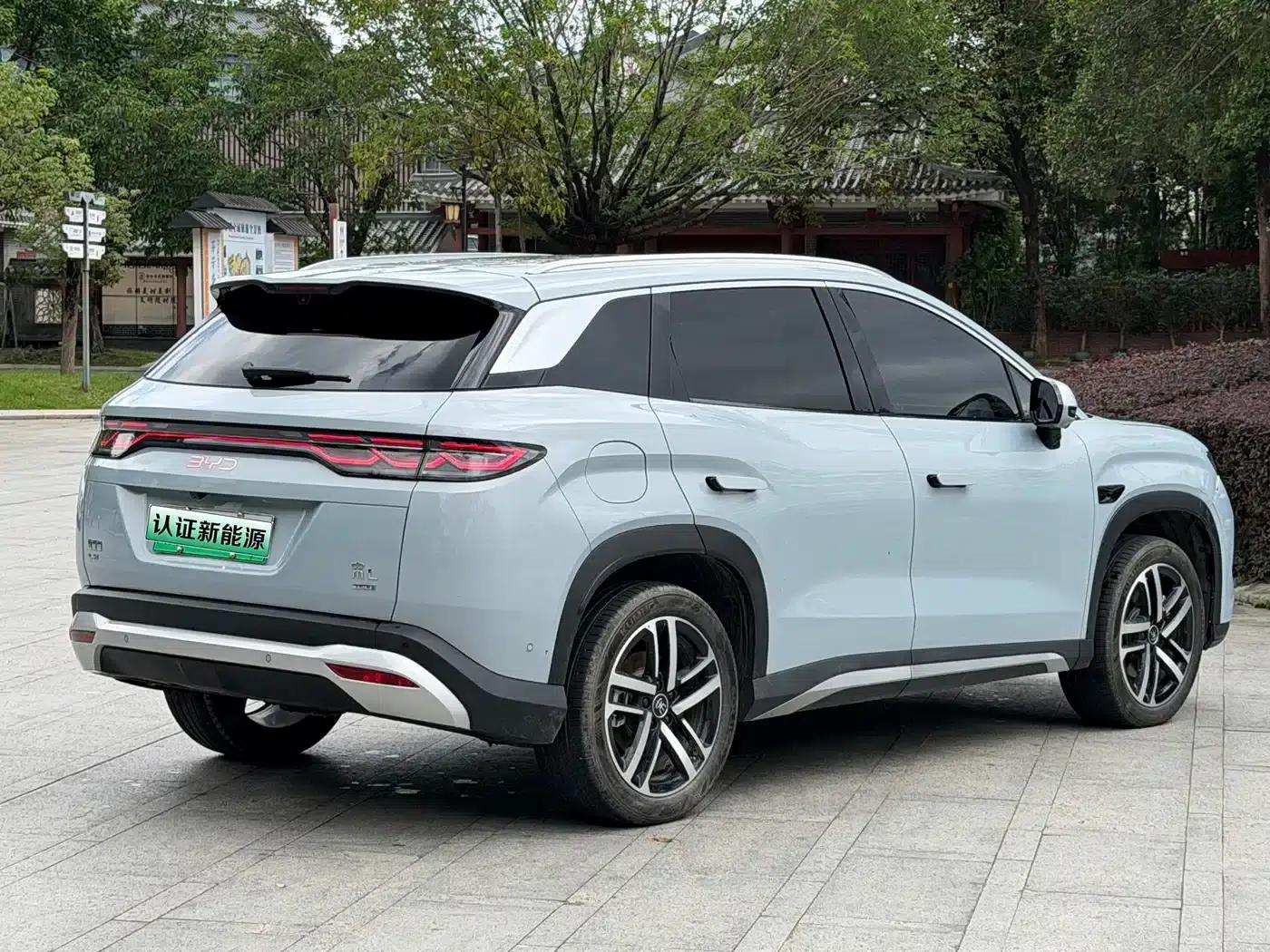 Song L DM-i 2025 Smart Driving Edition 112km Leading Model — миниатюра 15