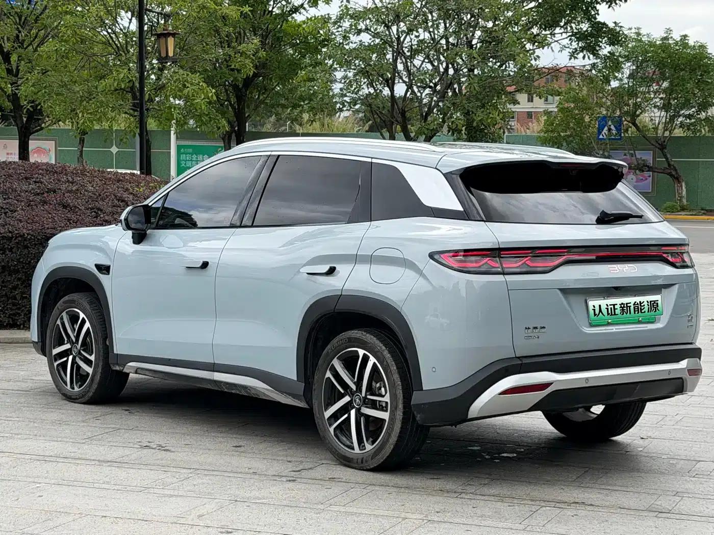 Song L DM-i 2025 Smart Driving Edition 112km Leading Model — миниатюра 17