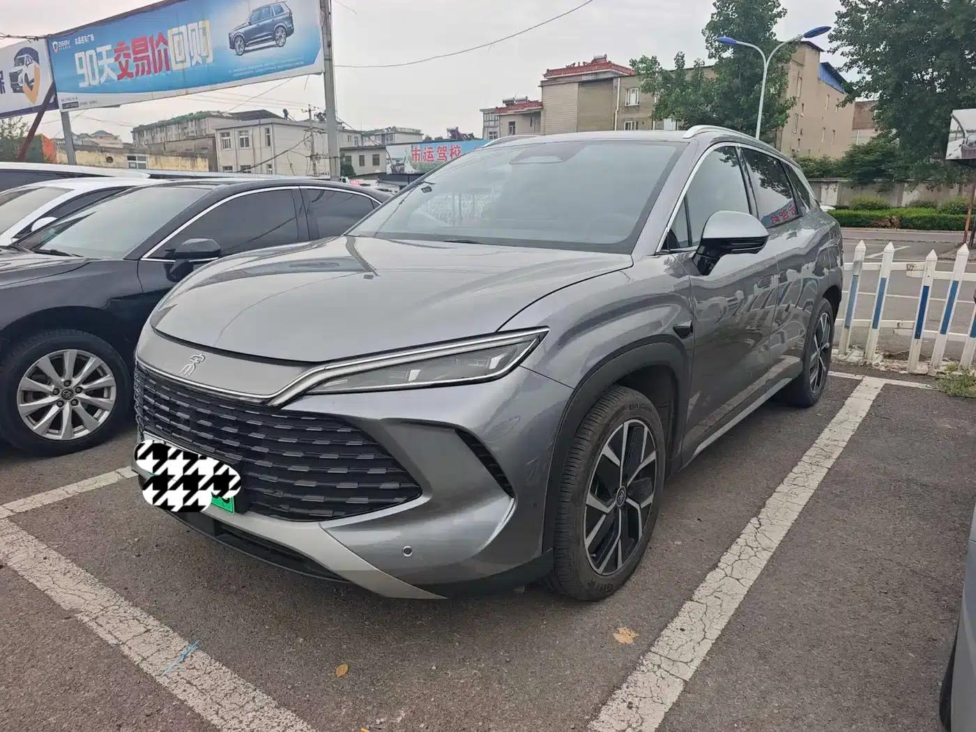 Song L DM-i 2025 Smart Driving Edition 160km/h Superior Model — миниатюра 1