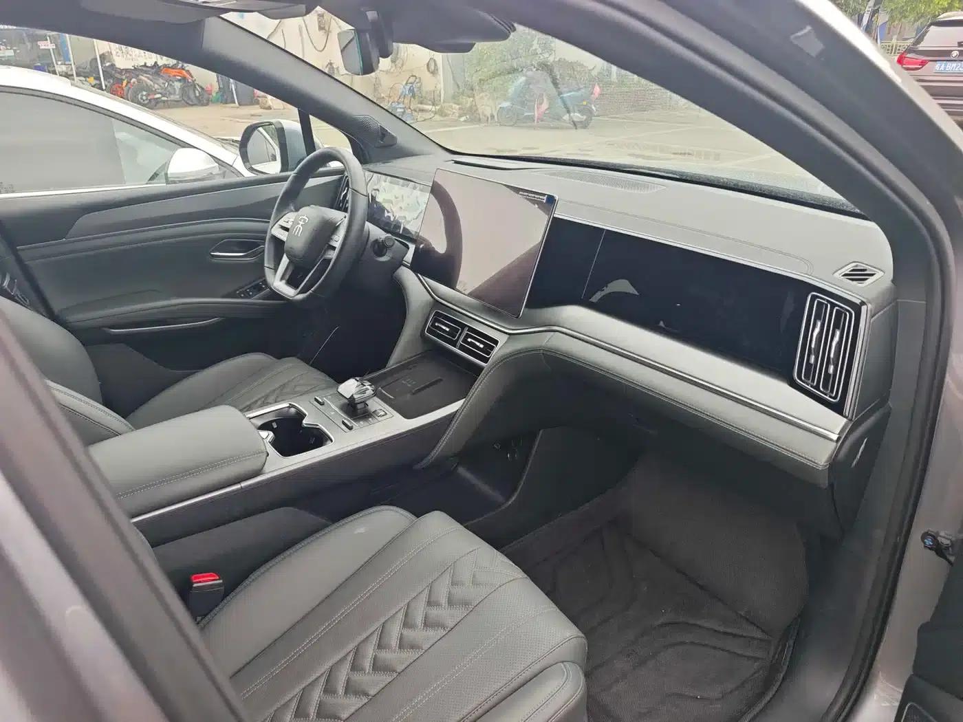 Song L DM-i 2025 Smart Driving Edition 160km/h Superior Model — миниатюра 3