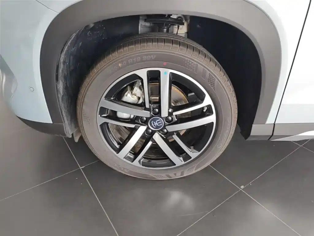 Song L DM-i 2025 Smart Driving Edition 112km/h Superior Model — миниатюра 23