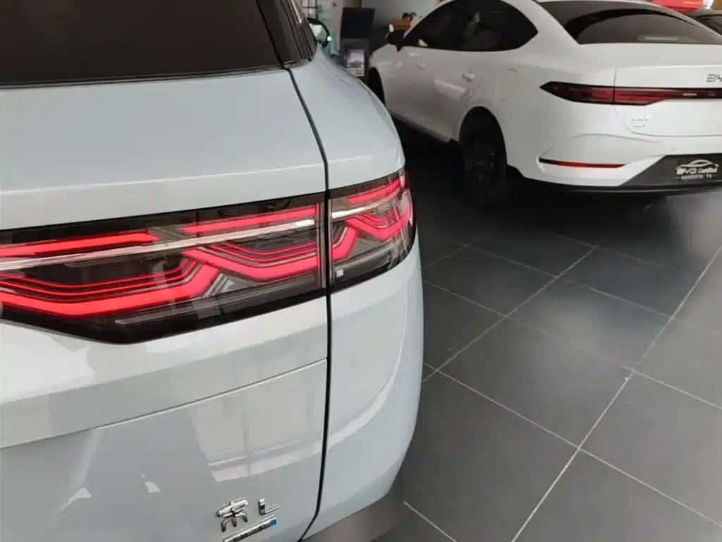 Song L DM-i 2025 Smart Driving Edition 112km/h Superior Model — миниатюра 8