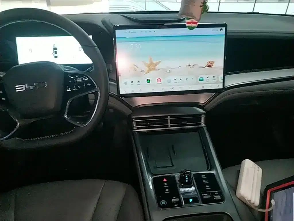 Seal 2024 Glory Edition DM-i 1.5L 121km Luxury — миниатюра 13