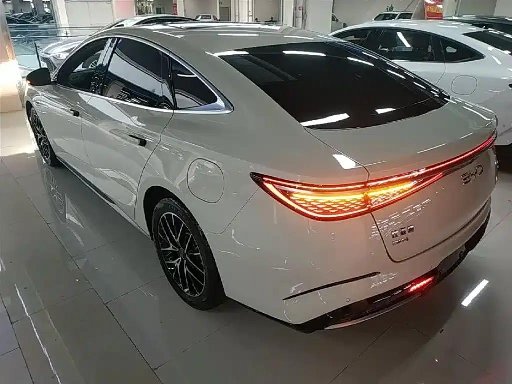 Seal 2024 Glory Edition DM-i 1.5L 121km Luxury — миниатюра 5