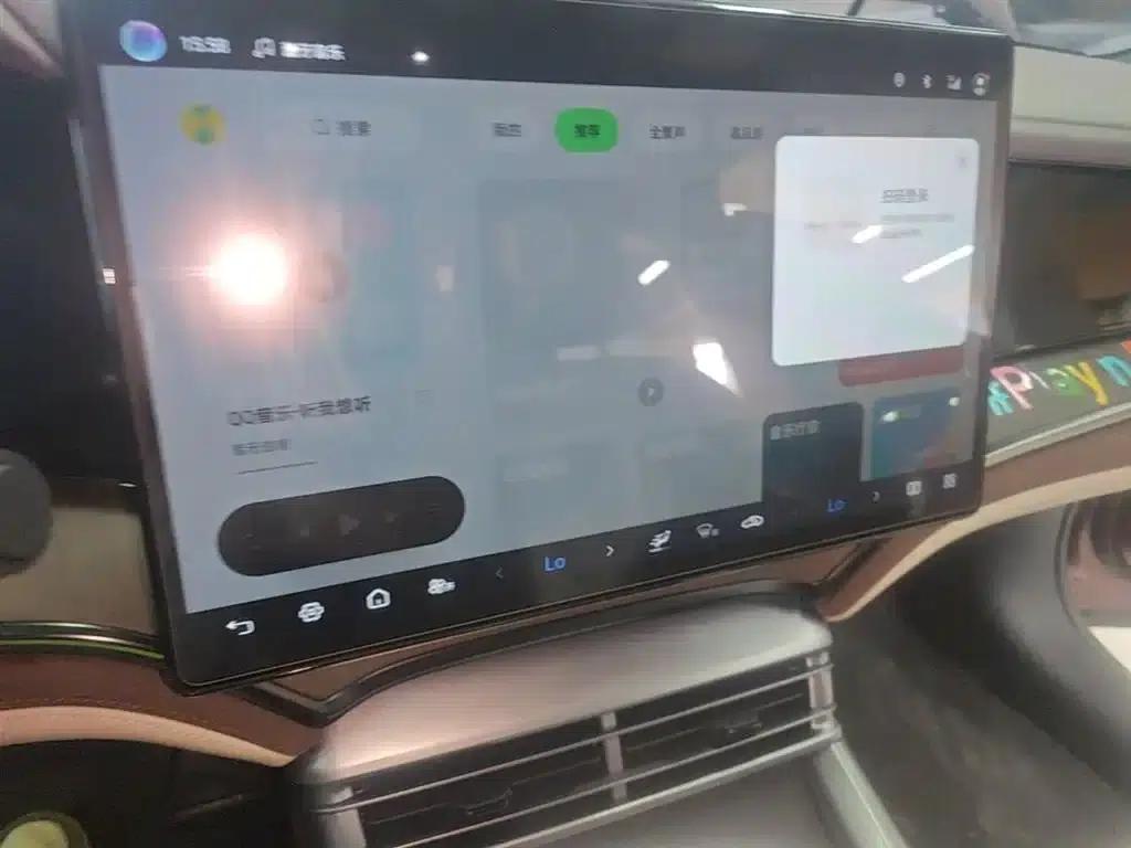 Seal 2023 DM-i 1.5L 121km Premium — миниатюра 13