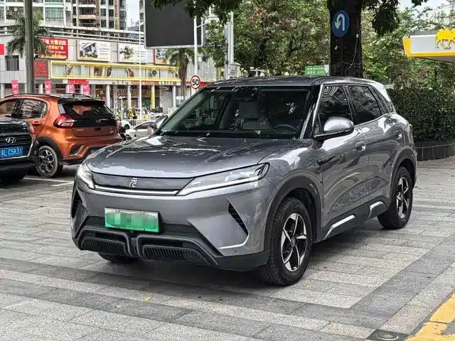 Yuan UP 2024 Model 401KM Leading Edition