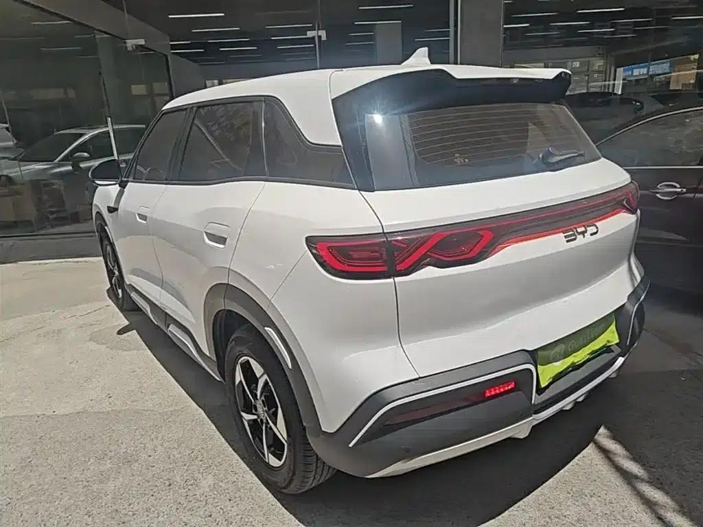 Yuan UP 2024 Model 401KM Leading Edition — миниатюра 5
