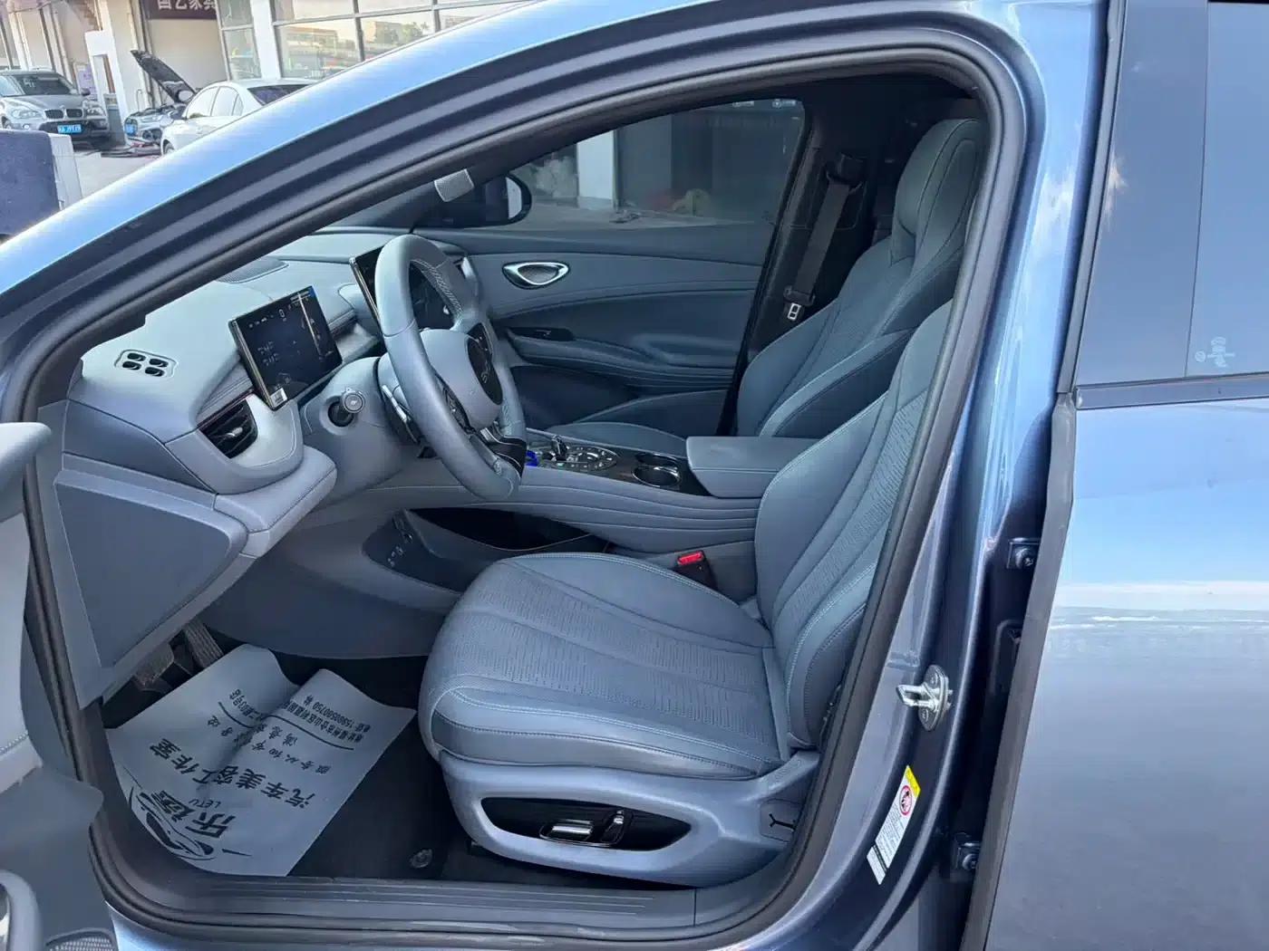 Seal 06GT 2025 Model 505 Wave Plus Edition — миниатюра 11