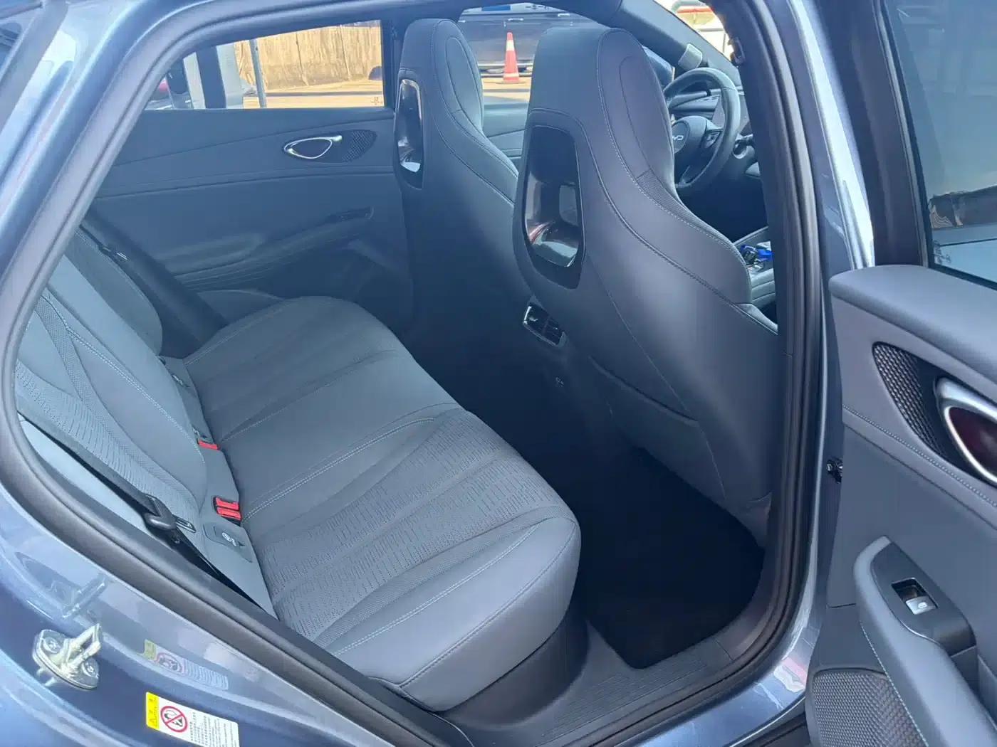 Seal 06GT 2025 Model 505 Wave Plus Edition — миниатюра 9
