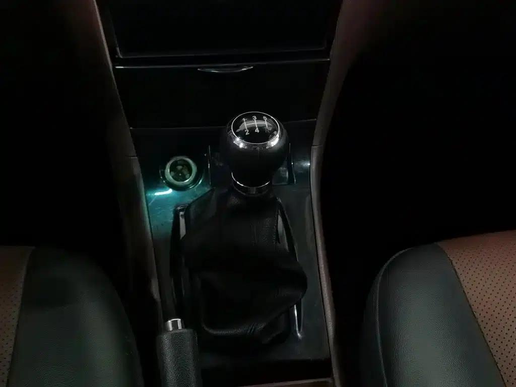 BYD F3 2012 Energy-Saving Edition 1.5L Manual Comfort Model — миниатюра 13