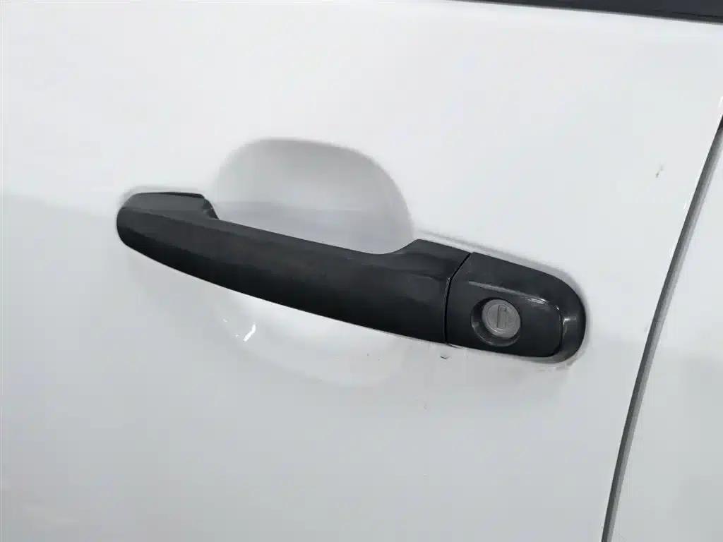BYD F3 2012 Energy-Saving Edition 1.5L Manual Comfort Model — миниатюра 18