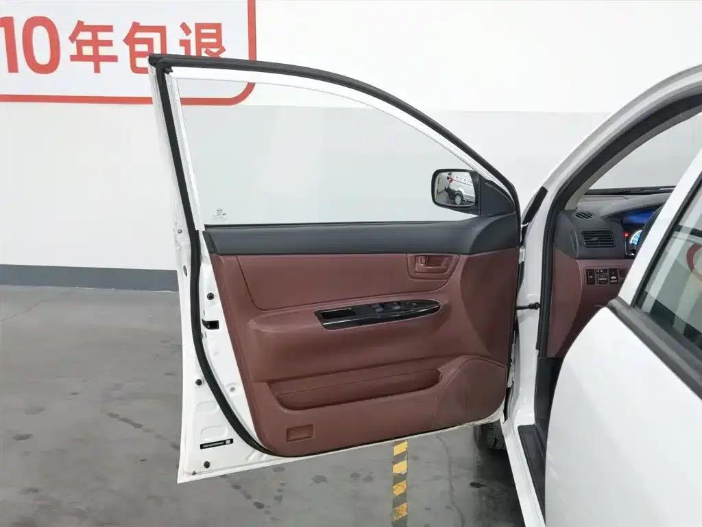 BYD F3 2012 Energy-Saving Edition 1.5L Manual Comfort Model — миниатюра 8