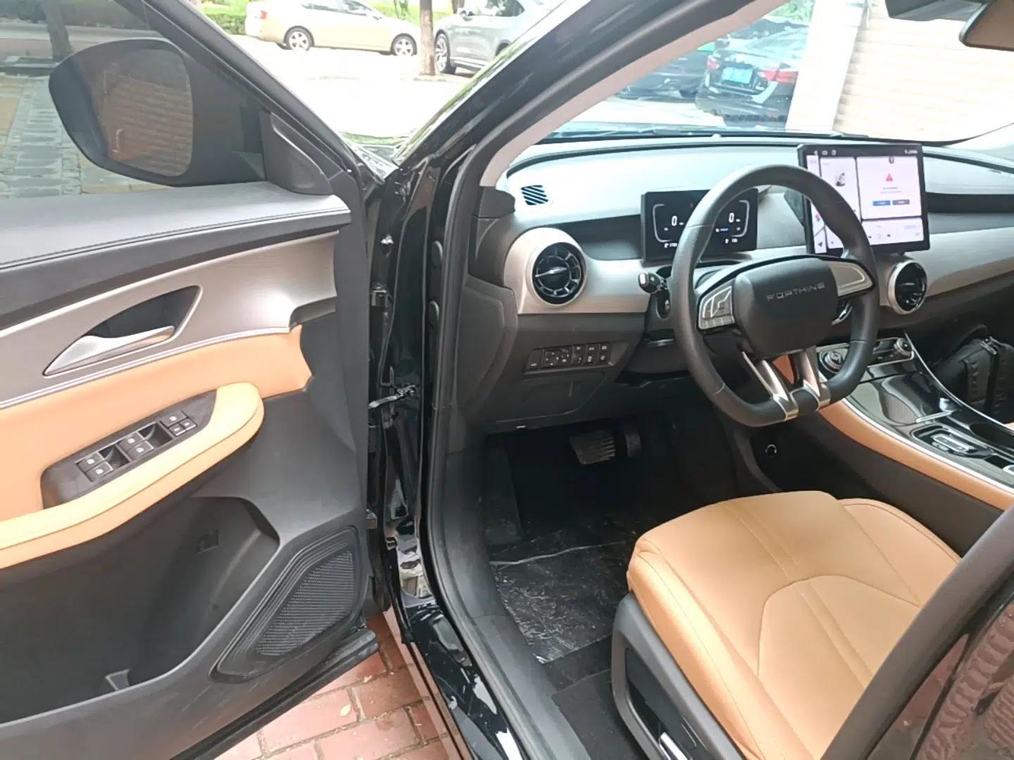FORTHING Xinghai T5 2026 Model 530km Prestige Edition — миниатюра 19