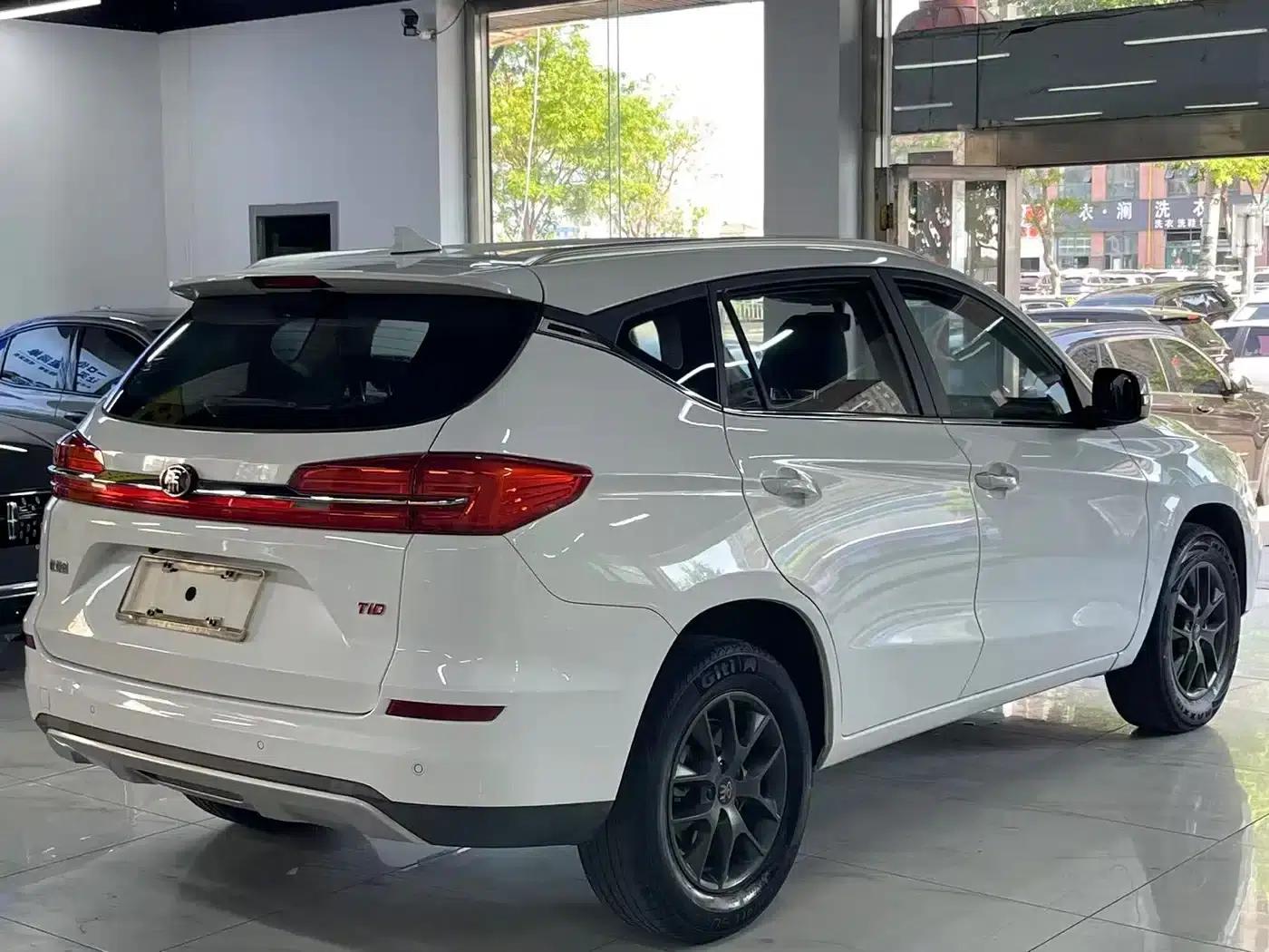 Song 2019 1.5TI Automatic Intelligent Connected Dynamic Edition — миниатюра 6