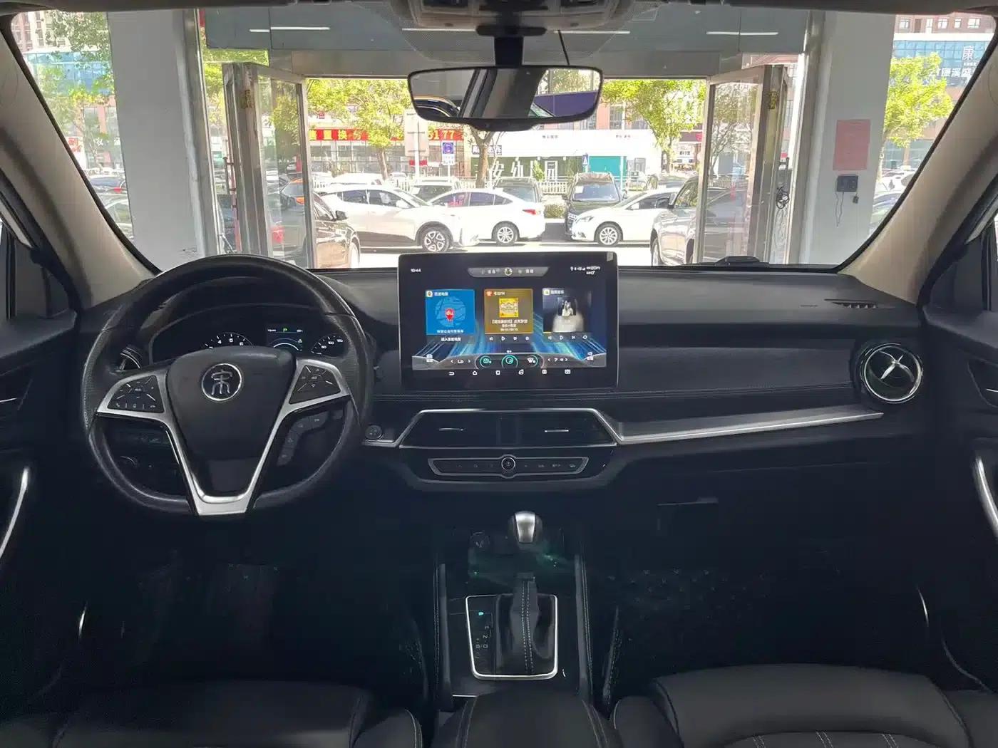 Song 2019 1.5TI Automatic Intelligent Connected Dynamic Edition — миниатюра 9