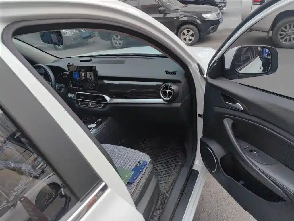 Song 2021 Classic Edition 1.5T Automatic Elite — миниатюра 20
